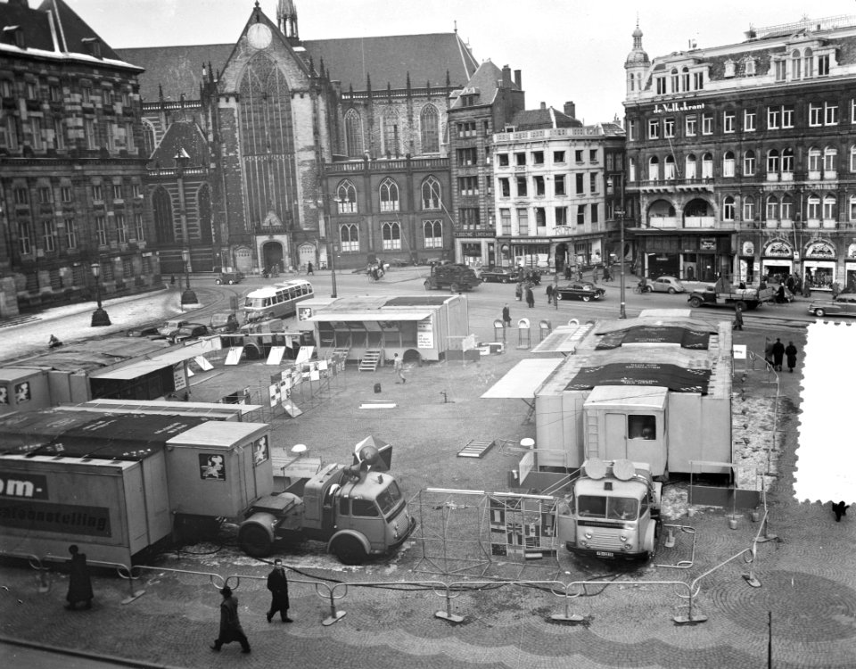 Overzicht atoomtentoonstelling Dam Amsterdam, Bestanddeelnr 906-9884