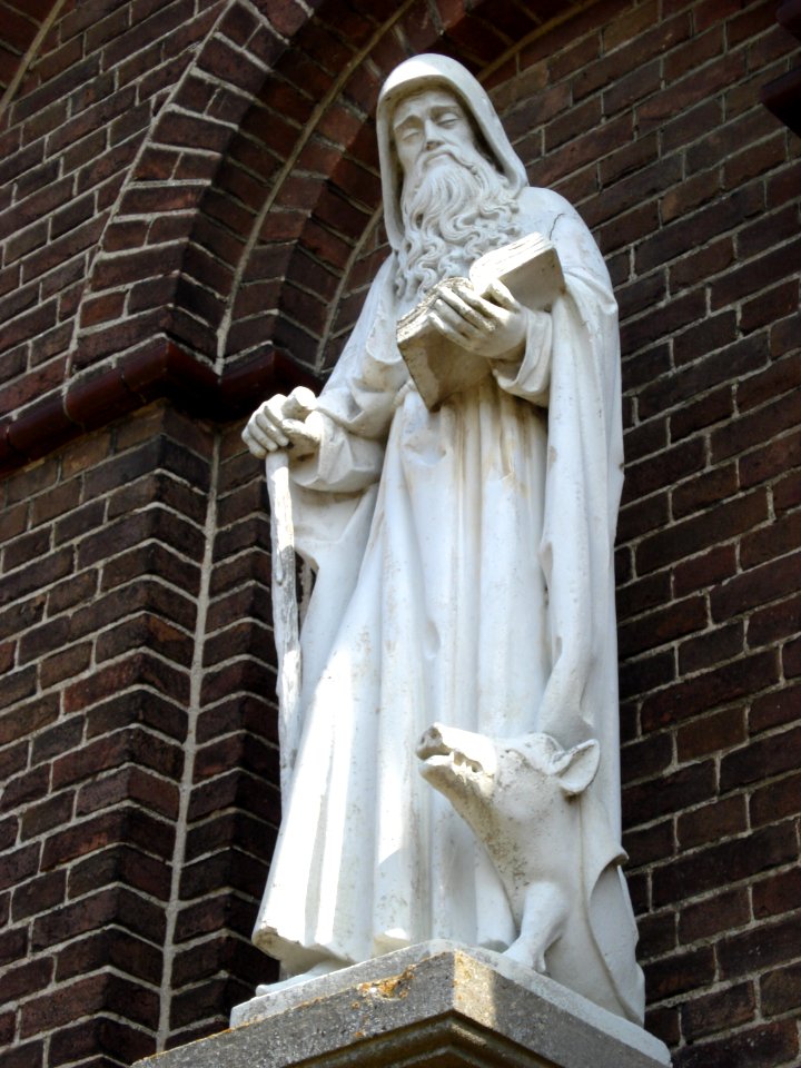 Overasselt (Gld, NL) statue of St.Antonius