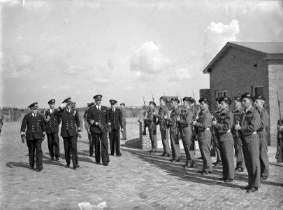 Overdracht commando MOD te IJmuiden, Bestanddeelnr 934-5142