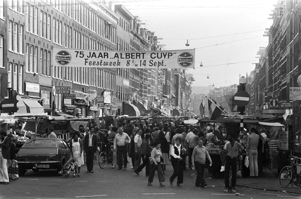 Overzicht Albert Cuyp markt richting Ferdinand Bolstraat, Bestanddeelnr 931-0034
