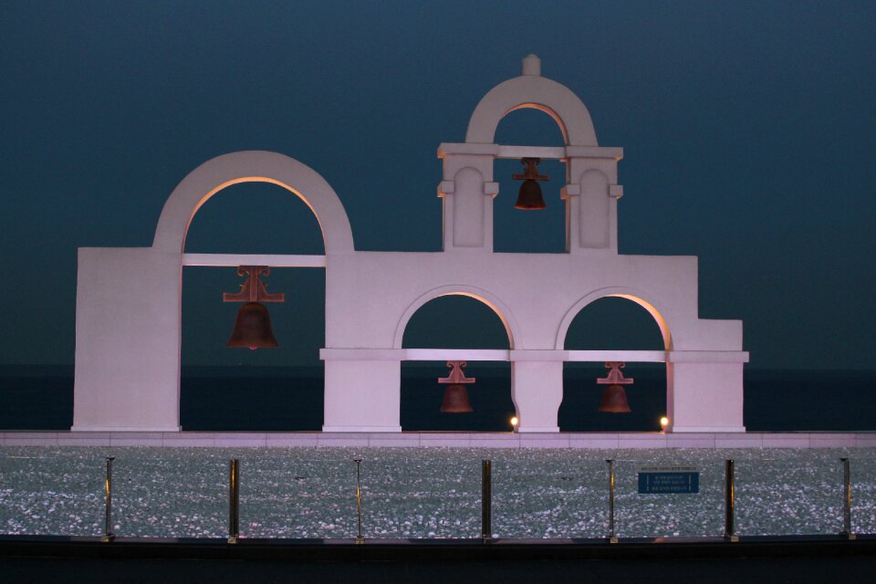 Beach shoot three santorini's square beach night scene shooting