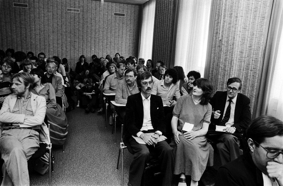 Overzicht van de publieke tribune, Bestanddeelnr 930-9371