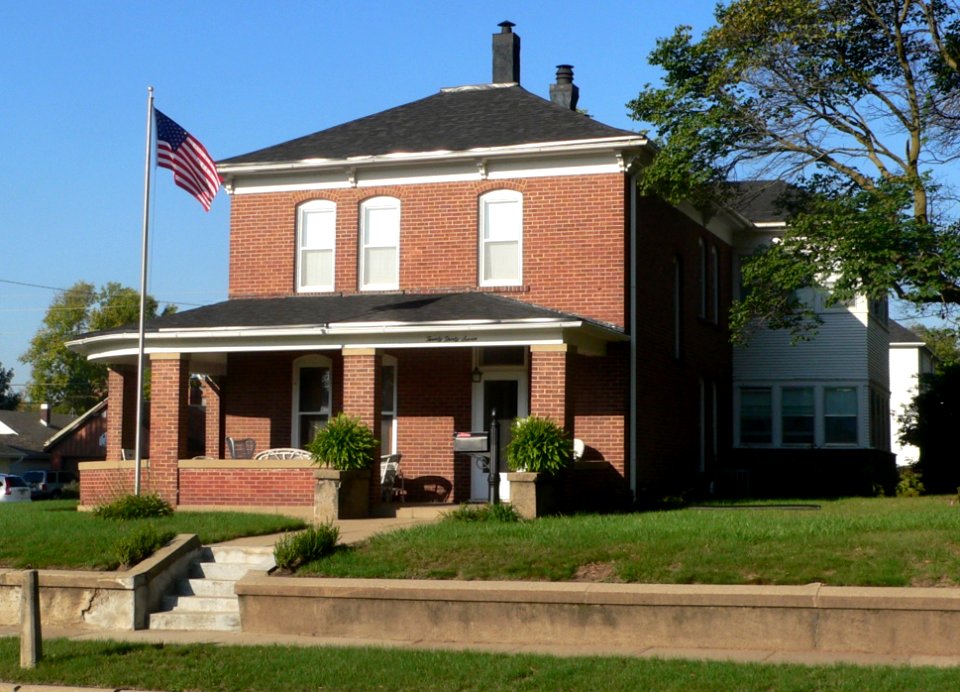 Oversen house (Sioux City) from NE 1