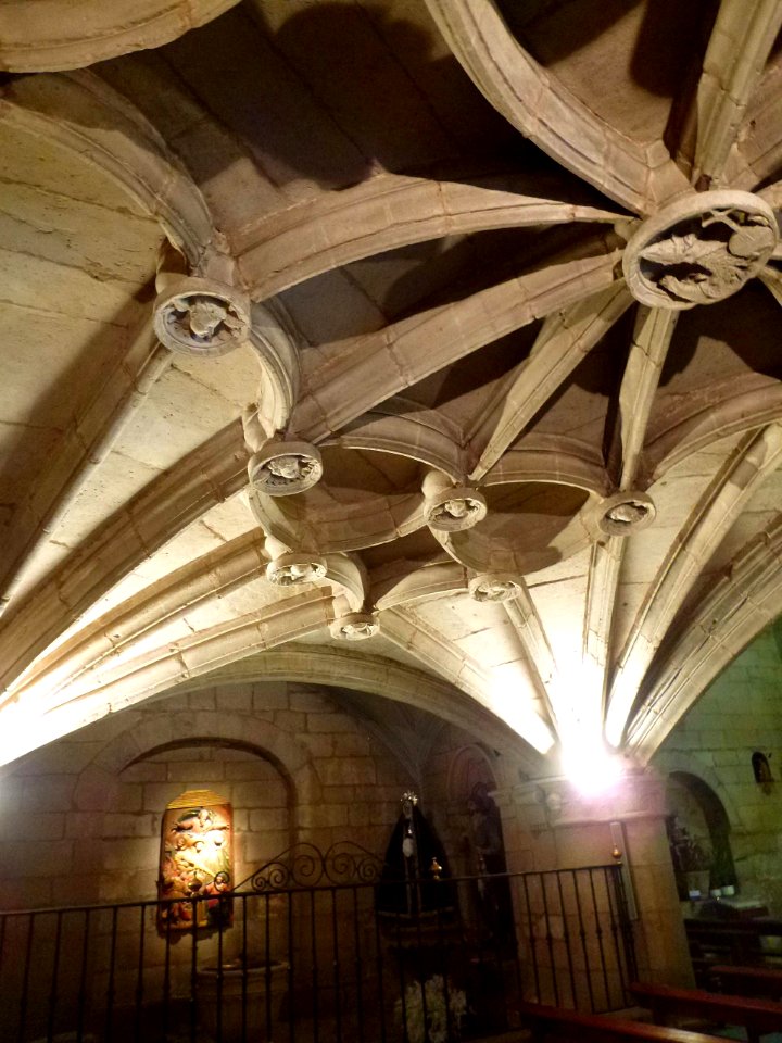 Oyón - Iglesia de Santa María de la Asunción 16