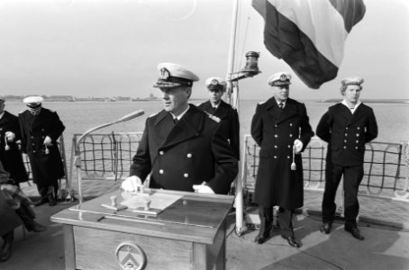 Overdr. functies van bevelh. der zeekrachten en tevens chef vd marinestaf door , Bestanddeelnr 930-1449