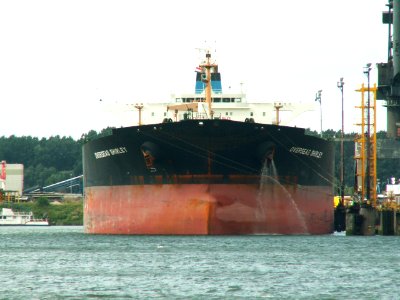 Overseas Shirley - IMO 9213296 - Callsign CYCJ 06Aug05 Rot bow 06-Aug-2005