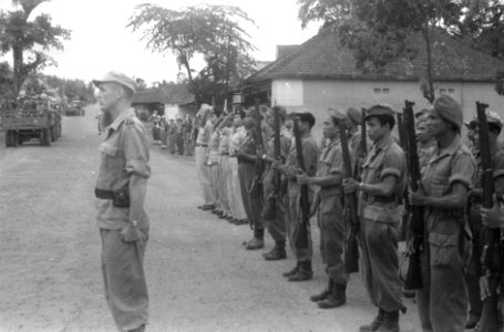 Overal in Indonesië worden thans de Nederlandse patrouillegebieden, soms bij geh, Bestanddeelnr 906