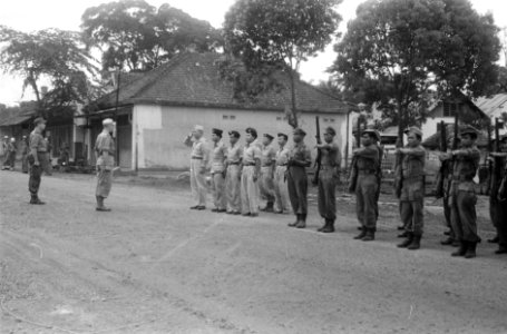 Overal in Indonesië worden thans de Nederlandse patrouillegebieden, soms bij geh, Bestanddeelnr 908