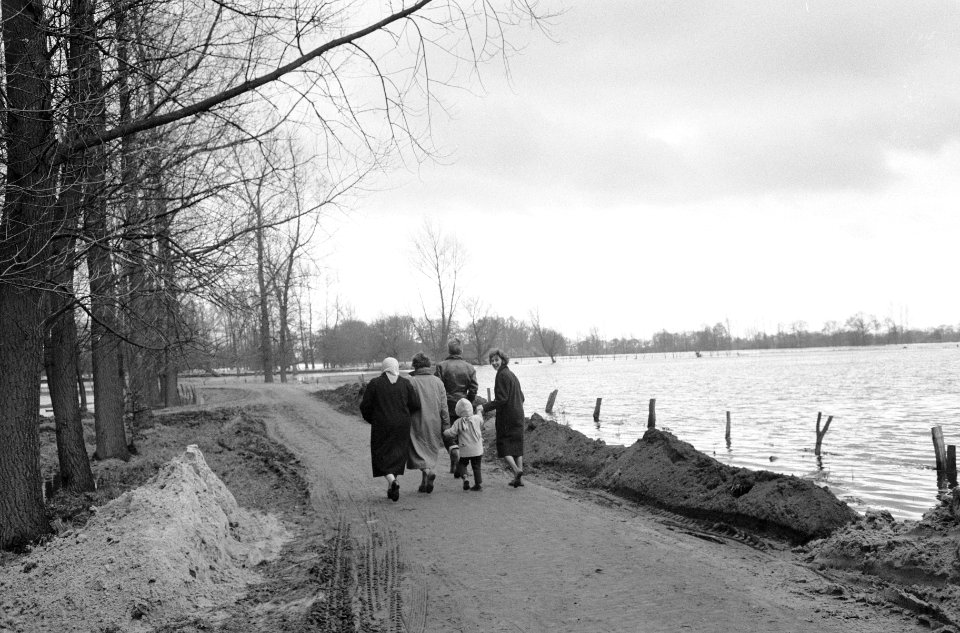 Overstroming in Overijssel en Drenthe, Bestanddeelnr 913-2598