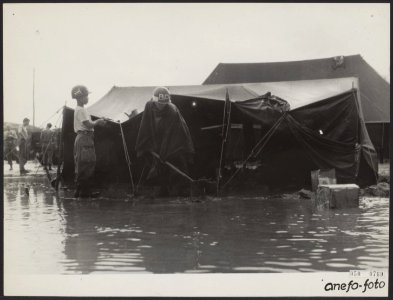 Overstromingen, kampementen, oorlogsvrijwilligers, Bestanddeelnr 050-0769