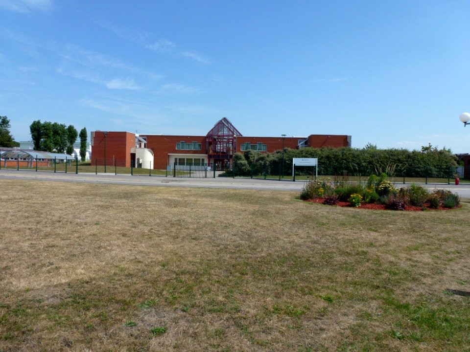 Oye-Plage (Pas-de-Calais) le collège