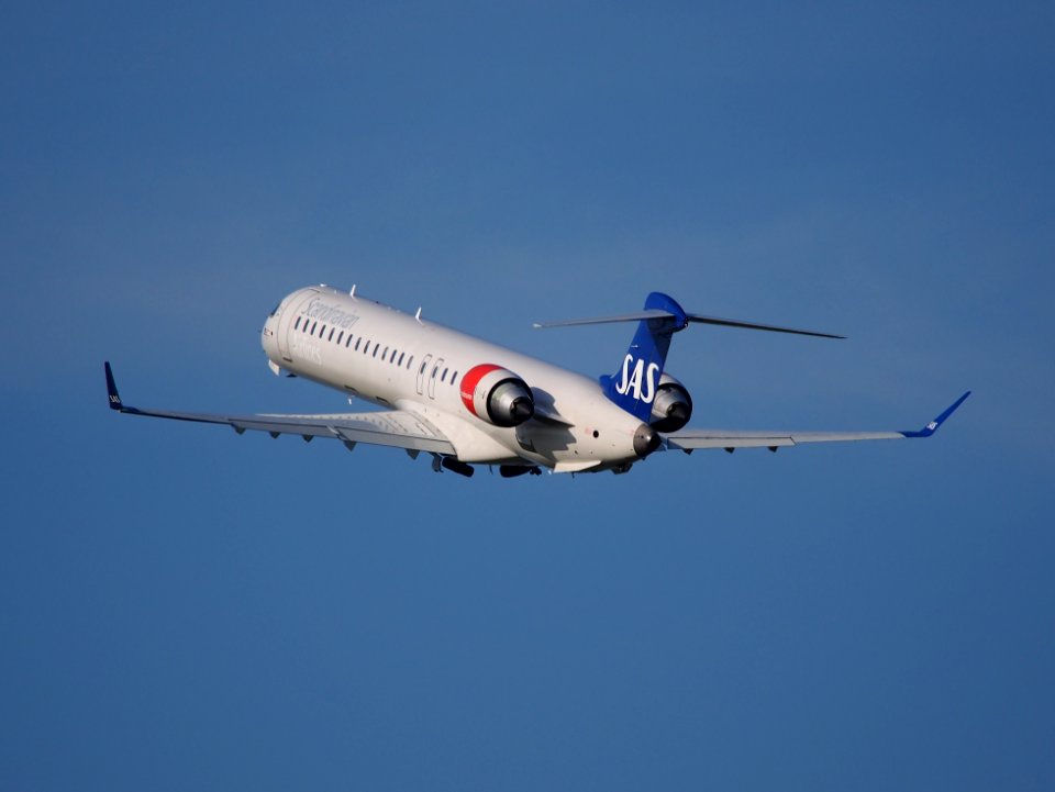 OY-KFI SAS Scandinavian Airlines Canadair CL-600-2D24, takeoff from Schiphol (AMS - EHAM), The Netherlands, 17may2014, pic-6