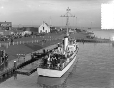 Overdracht patrouille vaartuig Freyer Den Helder, Bestanddeelnr 906-8678