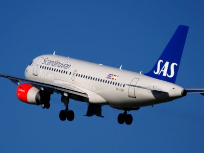 OY-KBR SAS Scandinavian Airlines Airbus A319-131 takeoff from Schiphol (AMS - EHAM), The Netherlands, 16may2014, pic-4