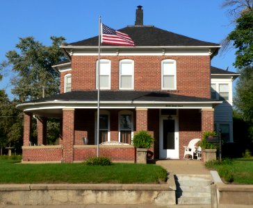 Oversen house (Sioux City) from E 1