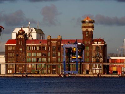 Overslag aan Zijkanaal H, Sluispolderweg