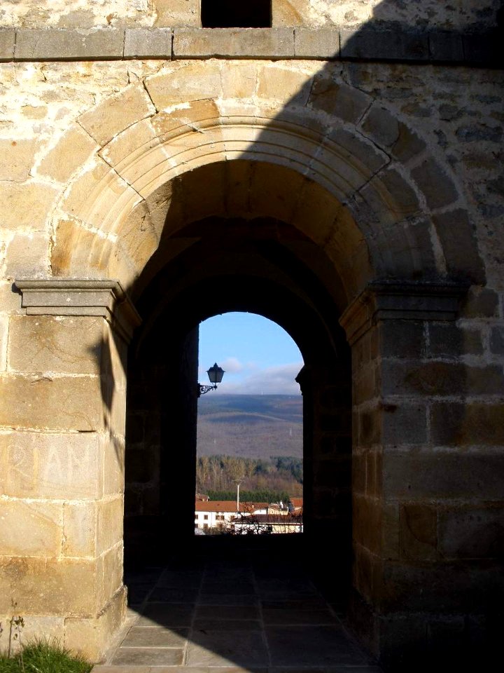 Ozaeta - Iglesia de San Juan Bautista 11