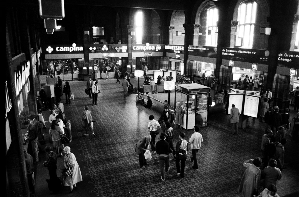 Overzicht hal Centraal Station Amsterdam, Bestanddeelnr 930-9129