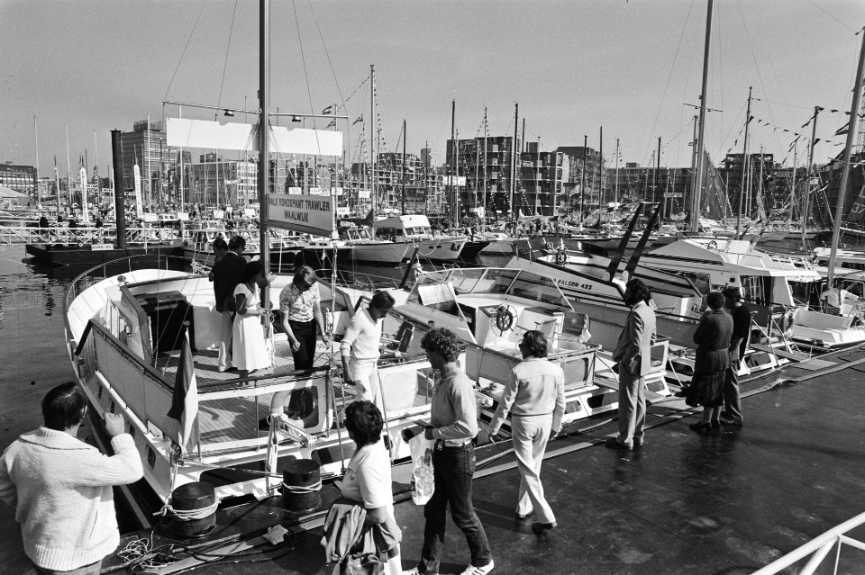 Overzicht van de tentoonstelling, Bestanddeelnr 930-9969