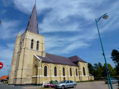 Oye-Plage (Pas-de-Calais) église Saint-Médard (01)