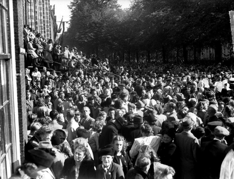 Overzicht KNAC Tribune, Bestanddeelnr 903-0154