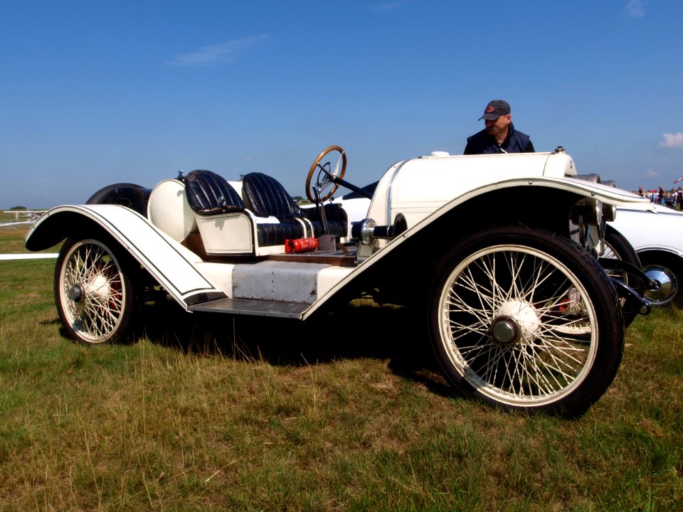 Overland, Belgian p8