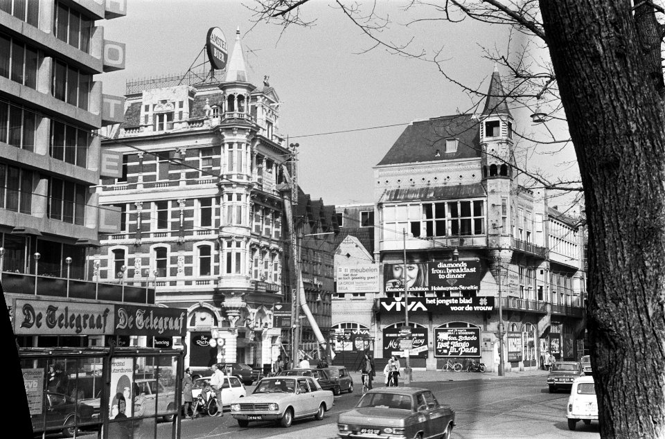 Overzicht panden Rembrandtplein (Volkskrant), Bestanddeelnr 926-3841