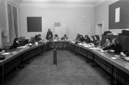 Overleg partijbesturen PvdA en PPR in Den Haag overzicht oveleg PPR en PvdA, Bestanddeelnr 928-3772
