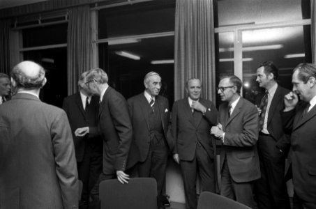 Overleg regeringsdelegatie met vertegenwoordigers van werkgeversverenigingen, Vo, Bestanddeelnr 925-2028