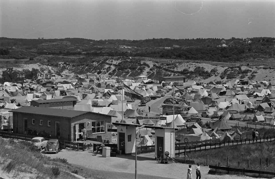 Overzicht van de camping Sandevoerde te Zandvoort, Bestanddeelnr 910-5436