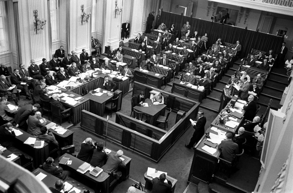 Overzicht van de Tweede Kamer in voltallige vergadering, Bestanddeelnr 918-3033