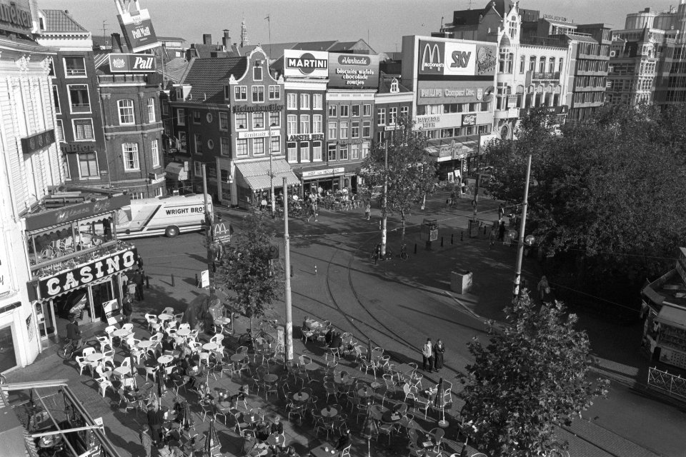 Overzicht Rembrandtplein te Amsterdam (opdracht Misset Horeca ), Bestanddeelnr 934-1097