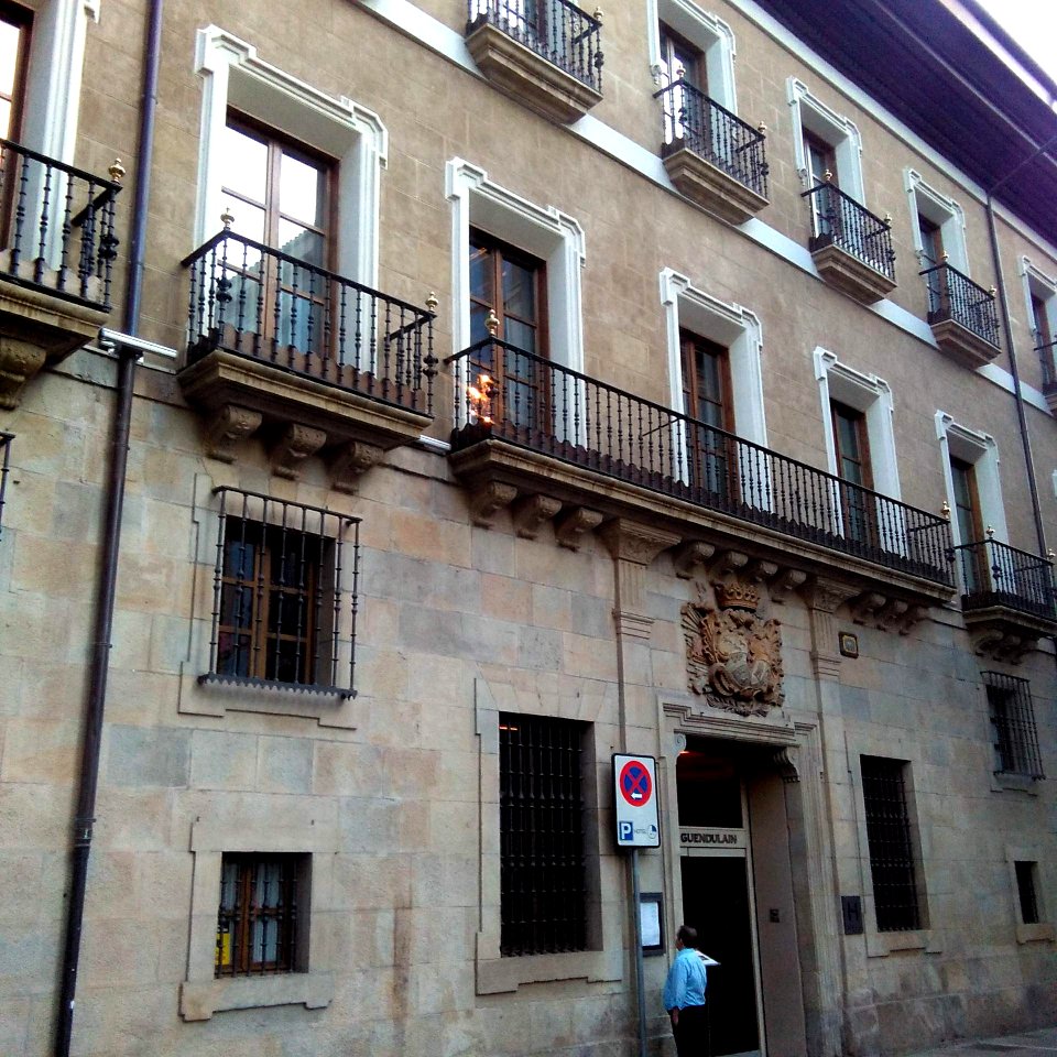 Pamplona - Hotel Palacio Guendulain 1