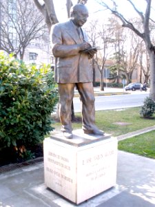 Pamplona - Monumento a José Joaquín Arazuri (Calle Taconera)