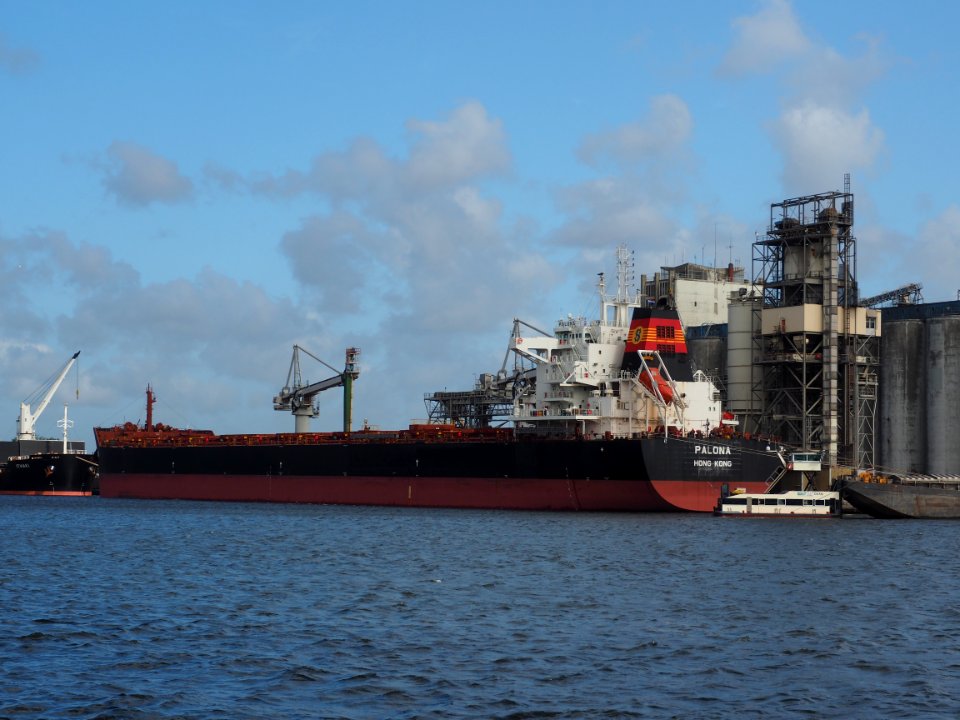 Palona (ship, 2014) IMO 9667112, Port of Amsterdam pic1