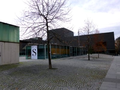 Pamplona - Palacio de Congresos y Exposiciones de Navarra (Baluarte) 6