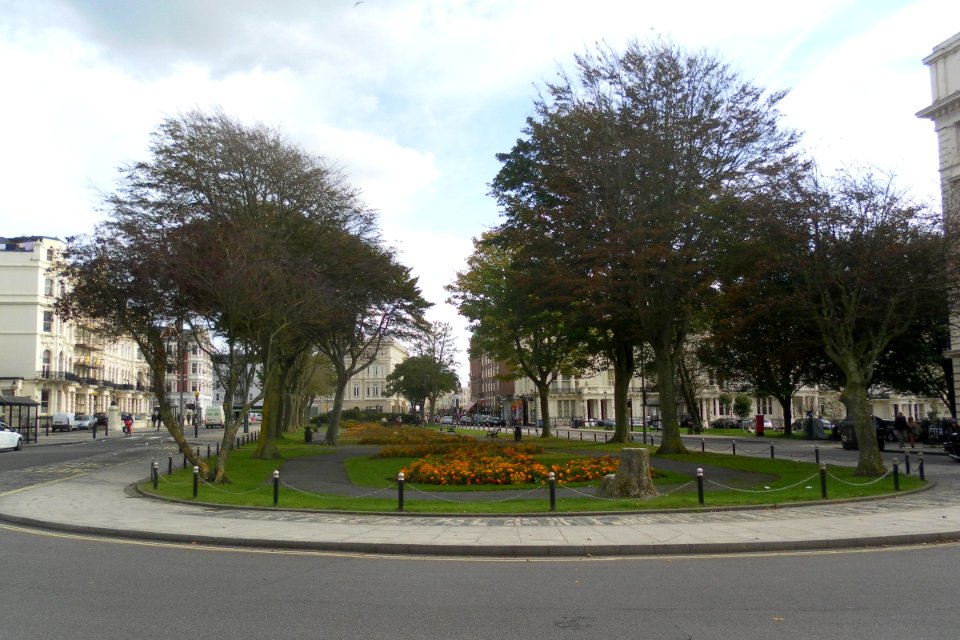 Palmeira Square Gardens, Hove (October 2012) (2)