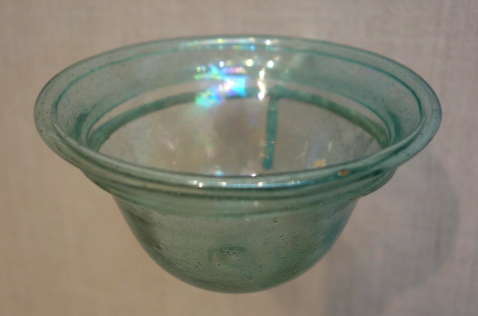 Palm Cup, Frankish, 7th-8th century, Niederbreisig, Rheinland Pfalz, free-blown glass with folded rim, lent by Metropolitan Museum of Art - Chazen Museum of Art - DSC01939