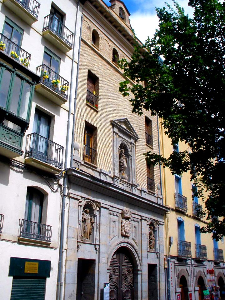 Pamplona - Convento de Santo Domingo e Iglesia de Santiago (PP Dominicos) 02