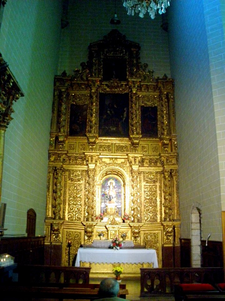 Pamplona - Convento de Santo Domingo o de Santiago (PP Dominicos), interior 06