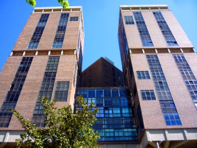 Pamplona - Avenida del Ejército, Edificio Singular 3