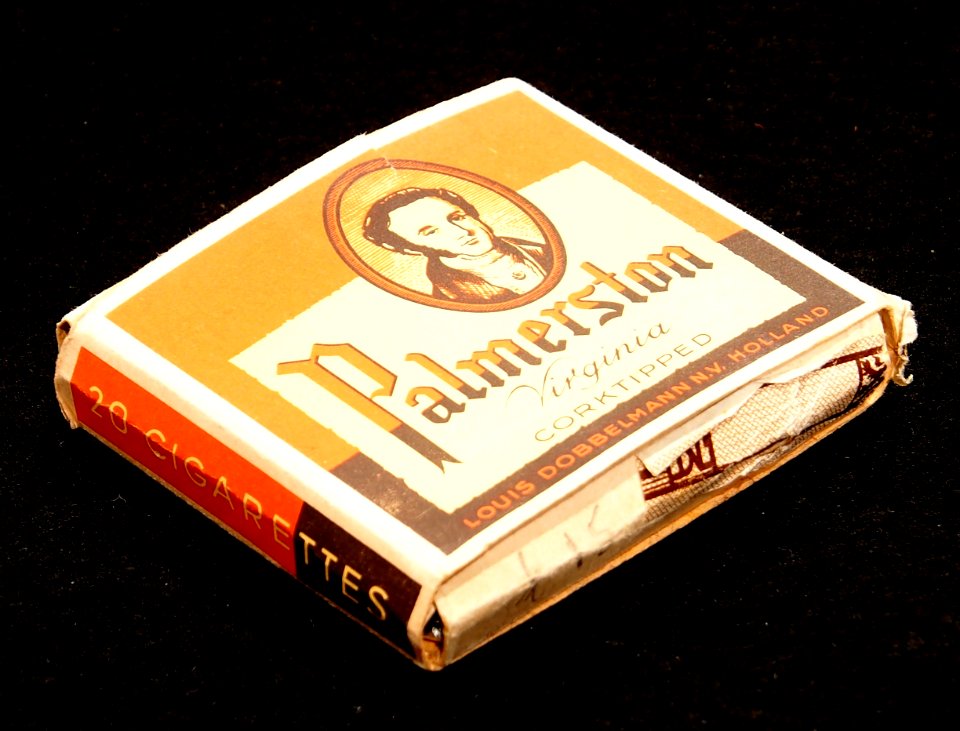 Palmerston corktipped cigarettes, Louis Dobbelmann NV Holland, pic4