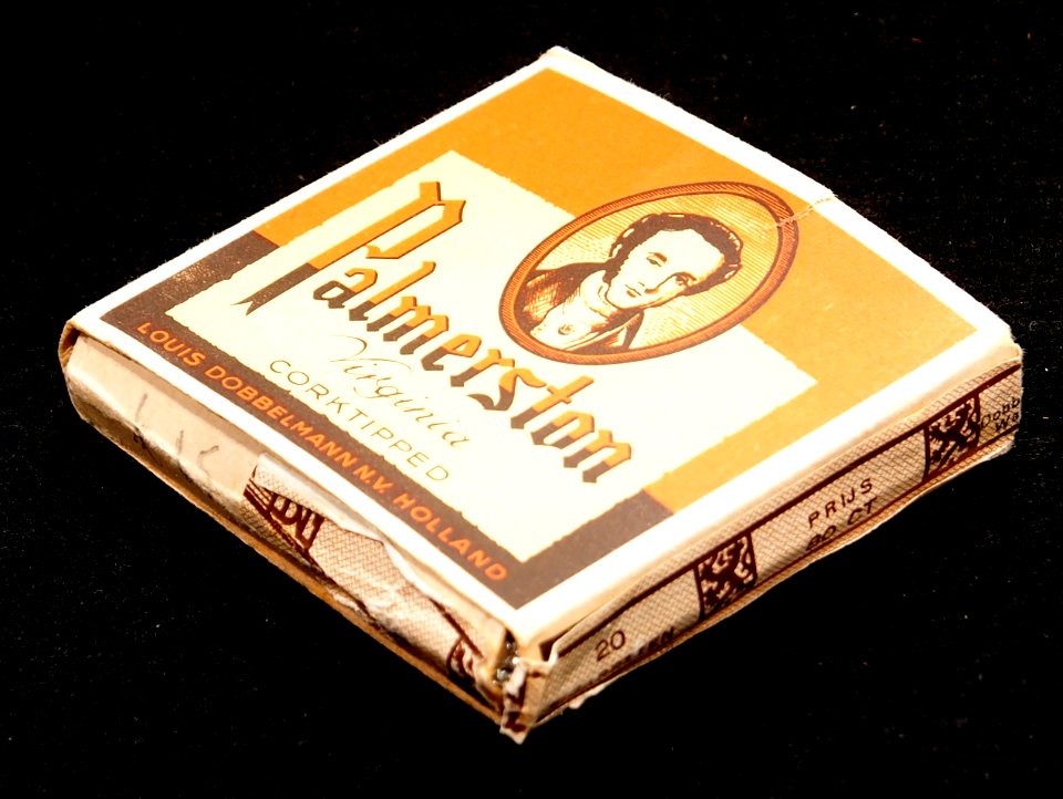 Palmerston corktipped cigarettes, Louis Dobbelmann NV Holland, pic3