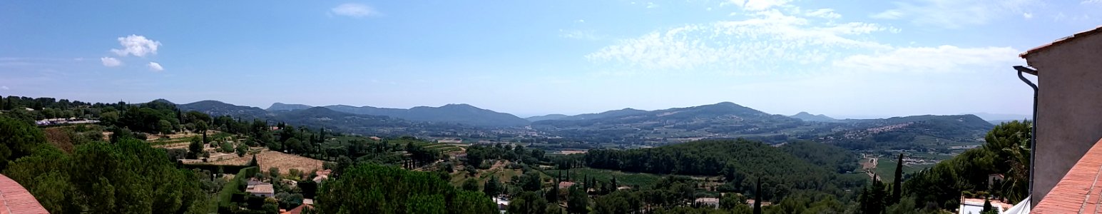 Panorama pris depuis Le Castellet (Var)