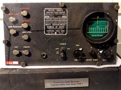 Panoramic Radio Corp. Model RBW-2 (RF spectrum analyzer) National Electronics Museum - DSC00481