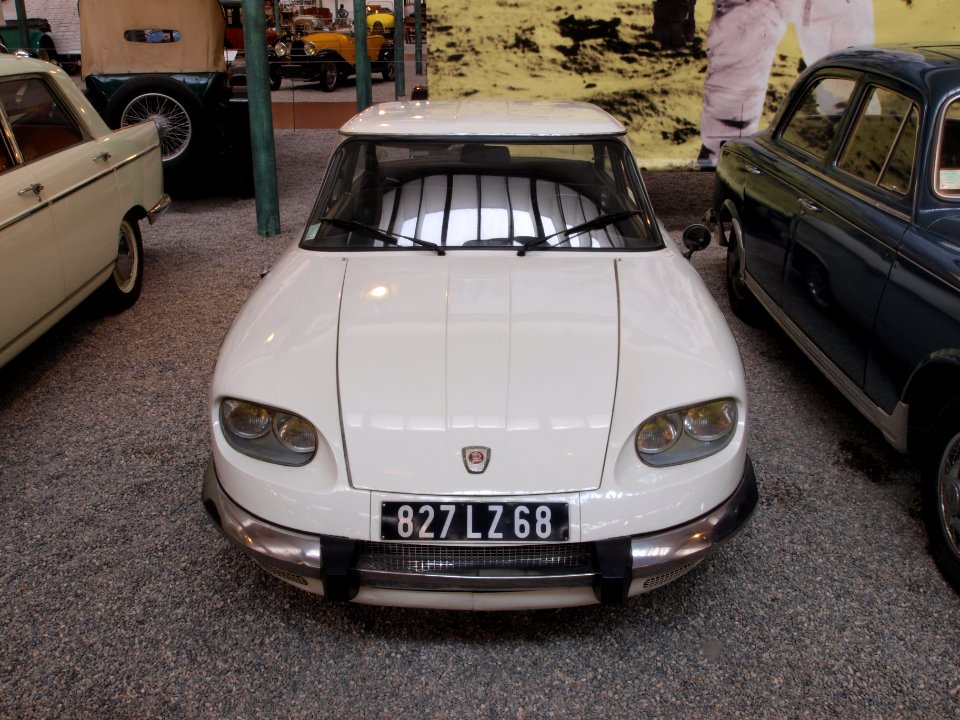 Panhard-Levassor 24CT (1964) pic2
