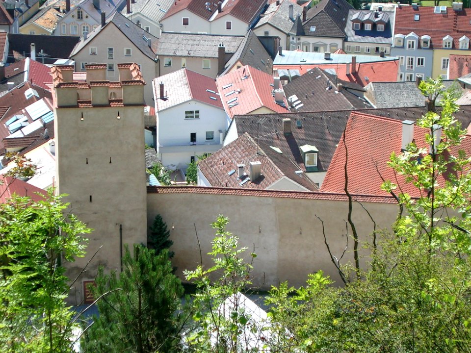 Panoramaweg Eichstätt Stadtmauer mit Gartenturm