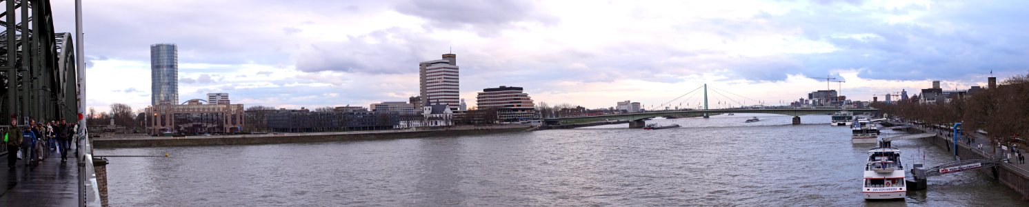 Panorama Köln-Deutz photo