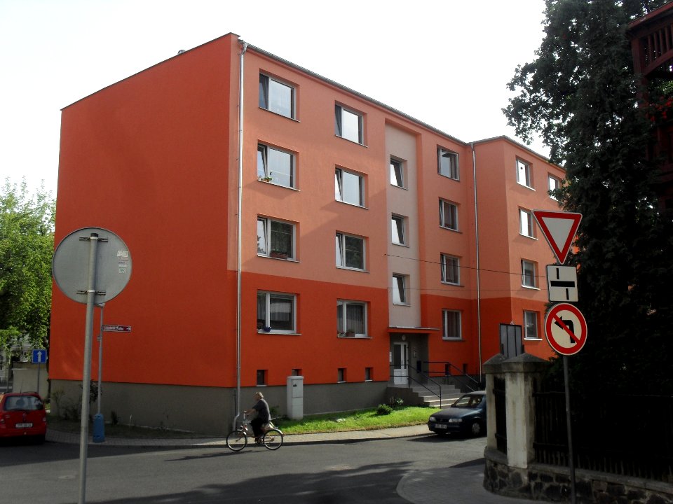 Panelák ul. Palackého - Teplice C
