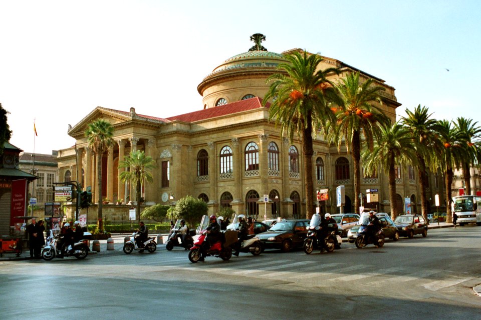 Palermo-Teatro-Massimo-bjs2007-01